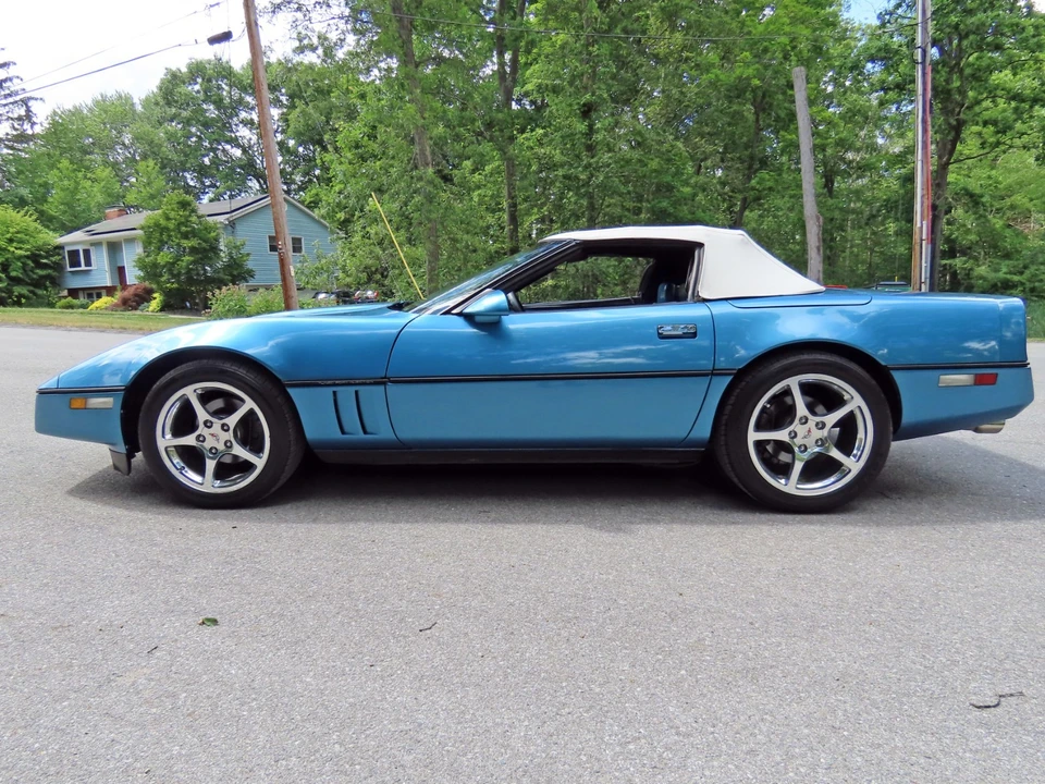 1987 Chevrolet Corvette C4 - Image 3 of 31