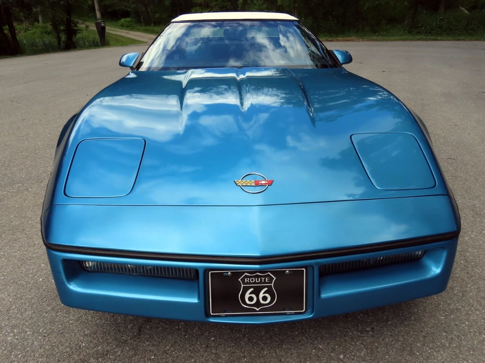 1987 Chevrolet Corvette C4 - Image 15 of 31