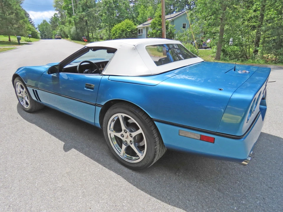 1987 Chevrolet Corvette C4 - Image 6 of 31