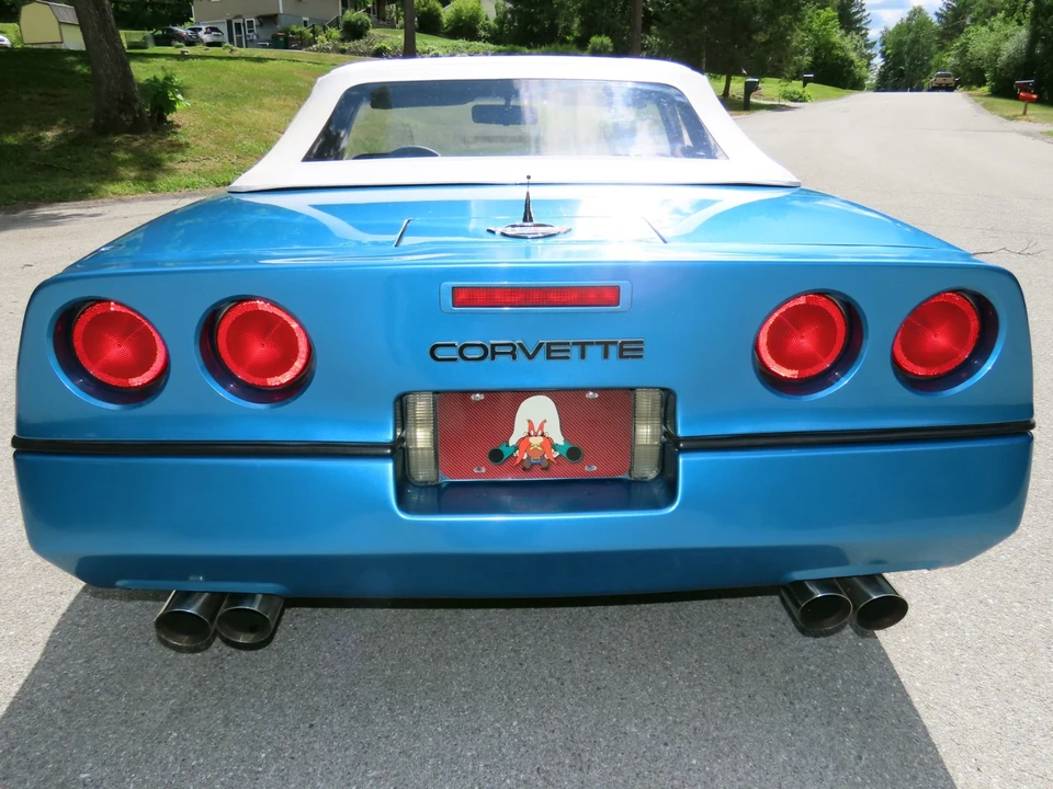 1987 Chevrolet Corvette C4 - Image 19 of 31