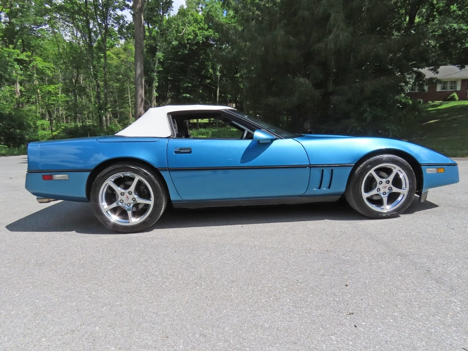 1987 Chevrolet Corvette C4 - Image 14 of 31