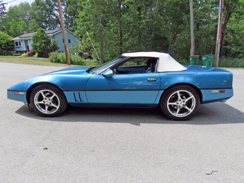 1987 Chevrolet Corvette C4 - Image 2 of 31