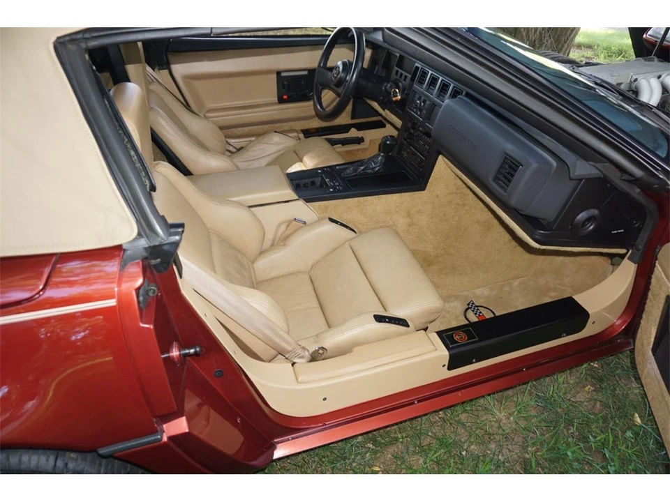 1987 Chevrolet Corvette C4 - Image 14 of 29