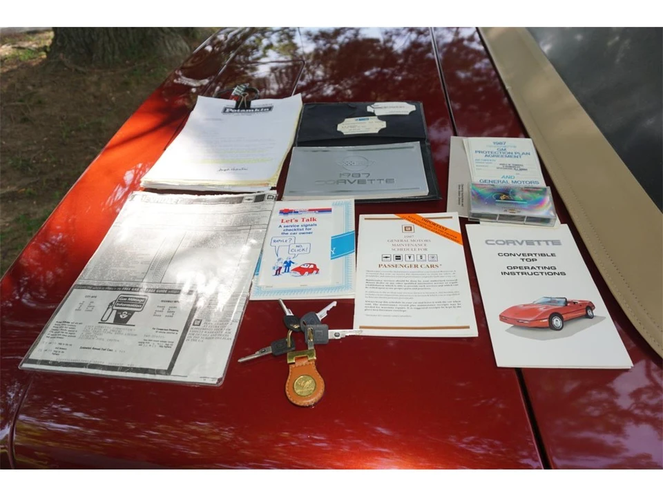 1987 Chevrolet Corvette C4 - Image 16 of 29