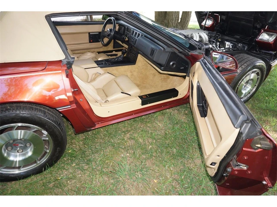 1987 Chevrolet Corvette C4 - Image 13 of 29
