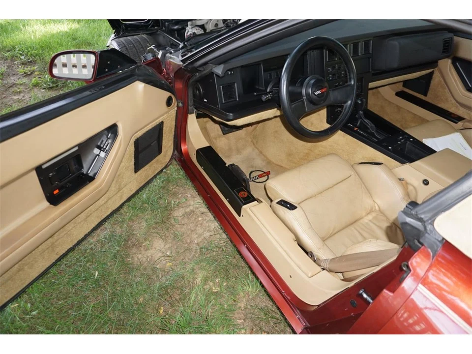 1987 Chevrolet Corvette C4 - Image 21 of 29
