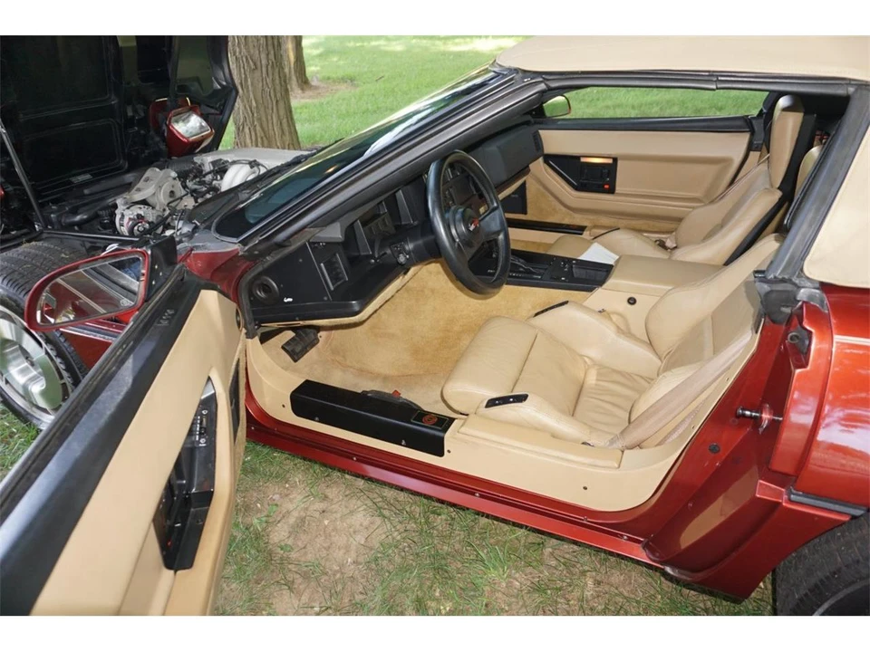 1987 Chevrolet Corvette C4 - Image 23 of 29