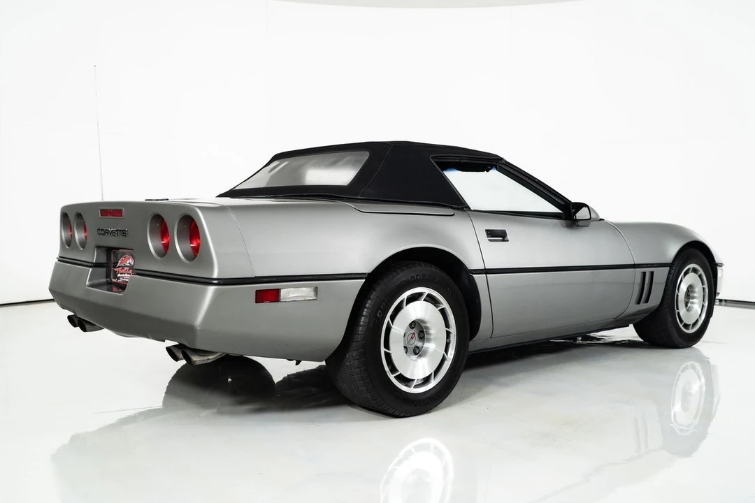 1987 Chevrolet Corvette C4 - Image 10 of 12