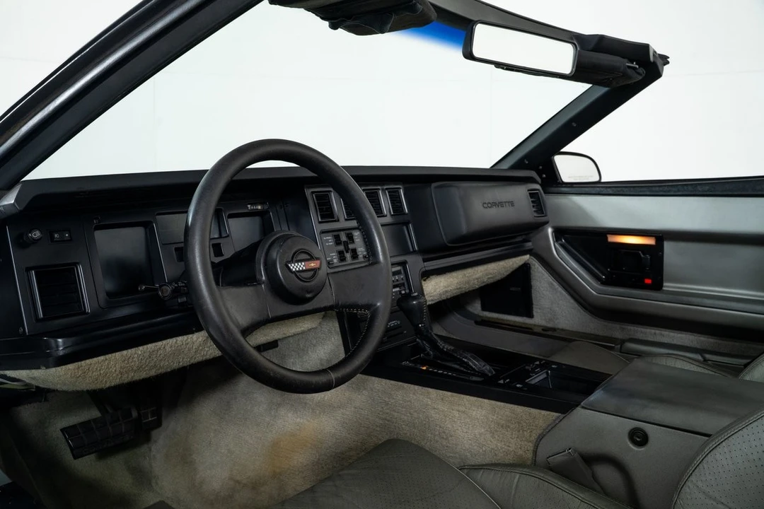 1987 Chevrolet Corvette C4 - Image 2 of 12