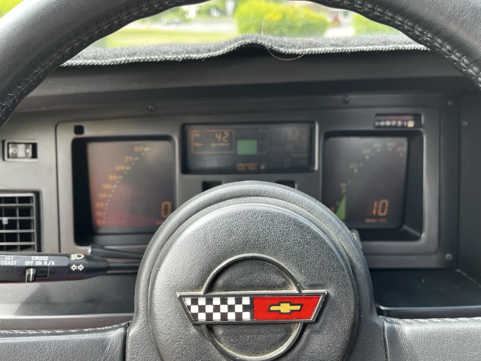 1987 Chevrolet Corvette C4 - Image 22 of 27