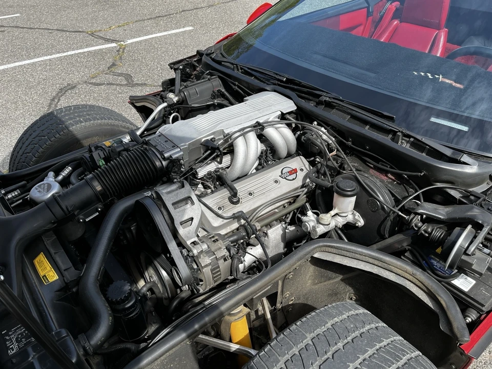 1987 Chevrolet Corvette C4 - Image 26 of 27