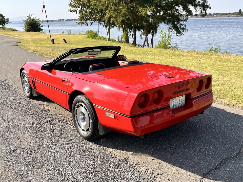 1987 Chevrolet Corvette C4 - Image 4 of 27