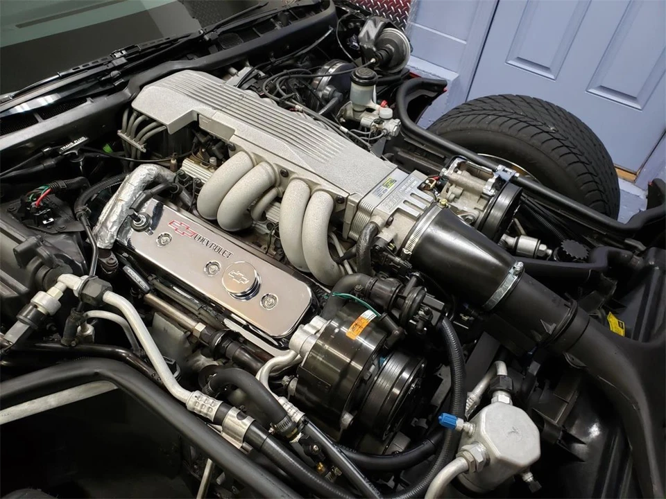 1987 Chevrolet Corvette C4 - Image 15 of 31