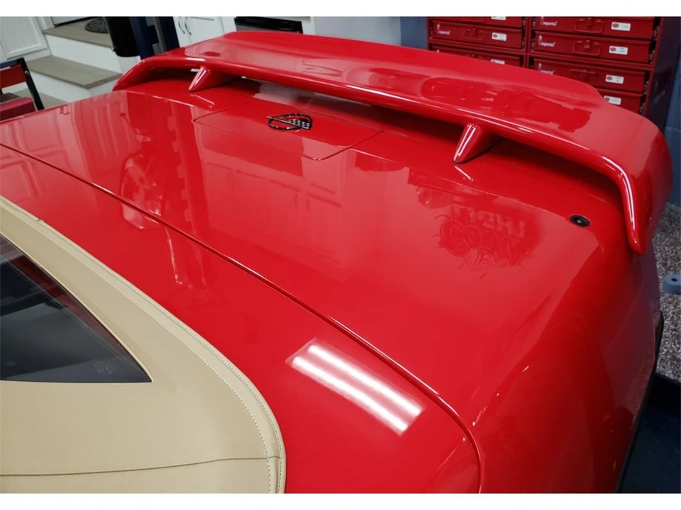 1987 Chevrolet Corvette C4 - Image 30 of 31