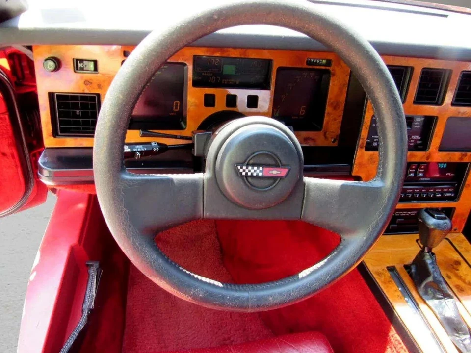 1987 Chevrolet Corvette C4 - Image 18 of 21