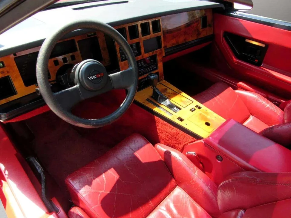 1987 Chevrolet Corvette C4 - Image 12 of 21