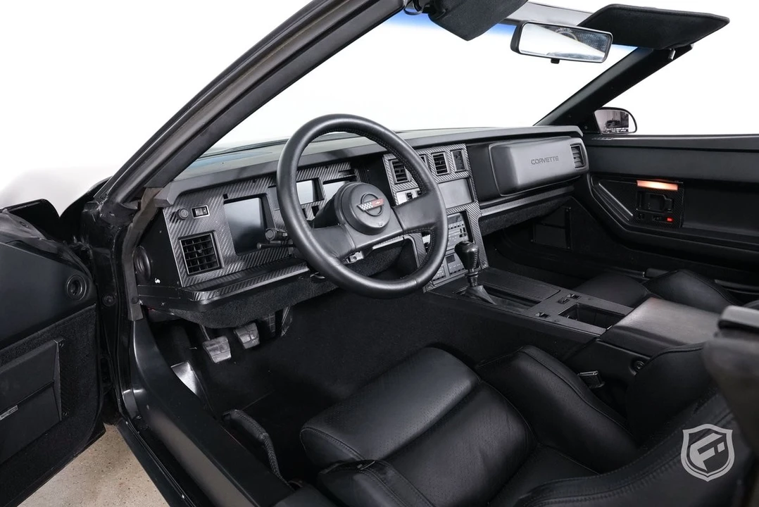 1987 Chevrolet Corvette C4 - Image 16 of 31