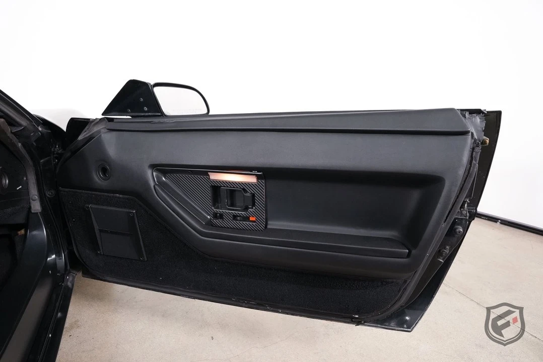 1987 Chevrolet Corvette C4 - Image 26 of 31