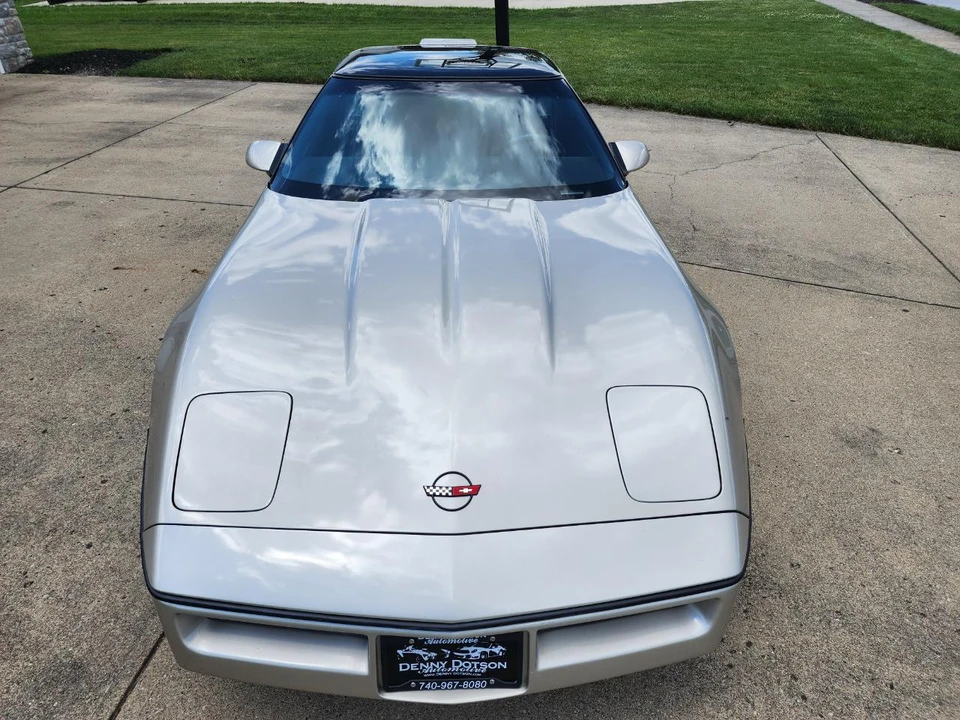 1987 Chevrolet Corvette C4 - Image 10 of 31
