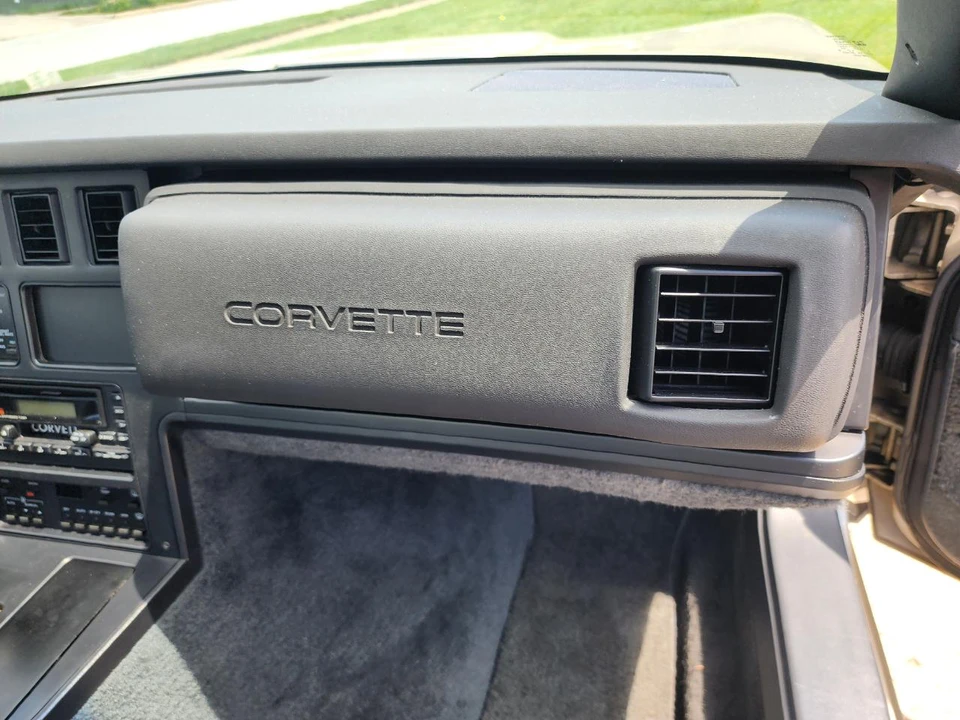 1987 Chevrolet Corvette C4 - Image 11 of 31