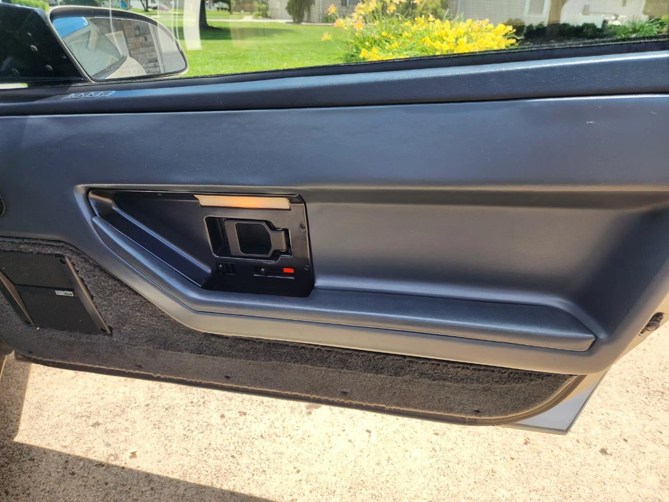1987 Chevrolet Corvette C4 - Image 13 of 31