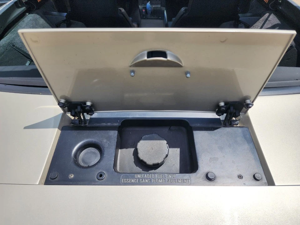 1987 Chevrolet Corvette C4 - Image 16 of 31
