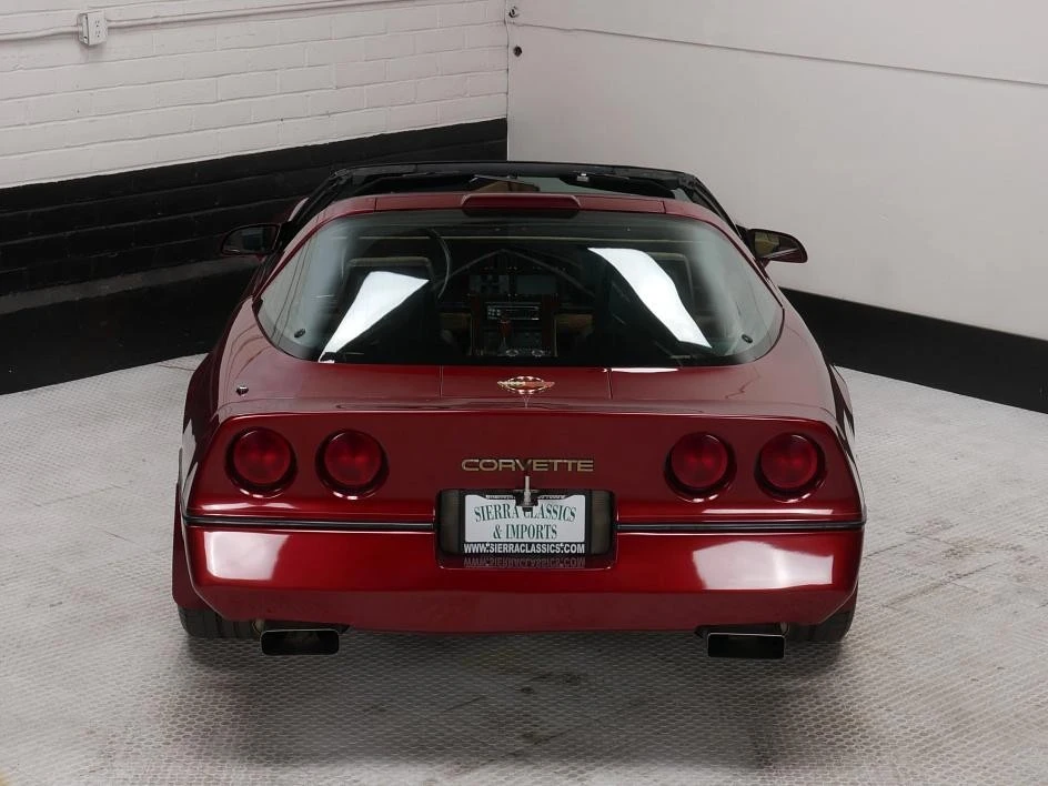 1987 Chevrolet Corvette C4 - Image 16 of 31