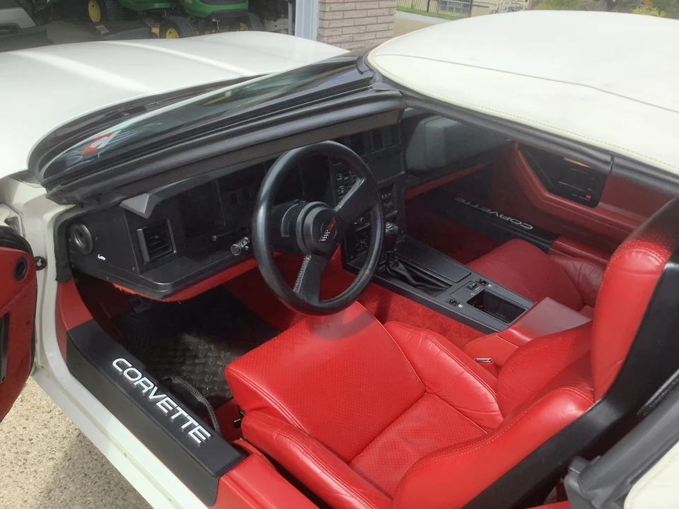 1987 Chevrolet Corvette C4 - Image 2 of 7