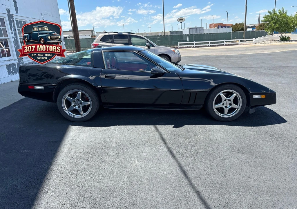 1987 Chevrolet Corvette C4 - Image 4 of 12