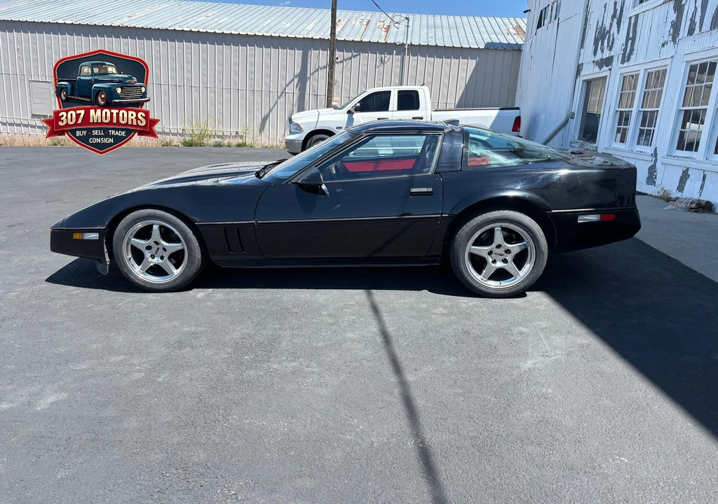 1987 Chevrolet Corvette C4 - Image 8 of 12