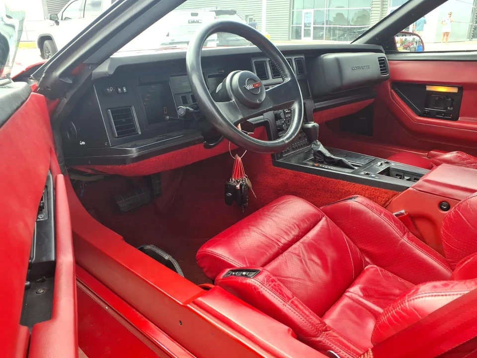 1987 Chevrolet Corvette C4 - Image 7 of 20