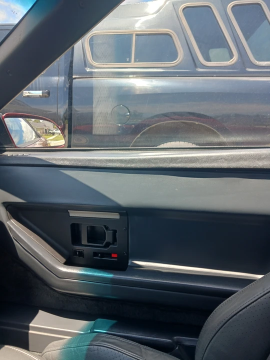 1987 Chevrolet Corvette C4 - Image 13 of 28