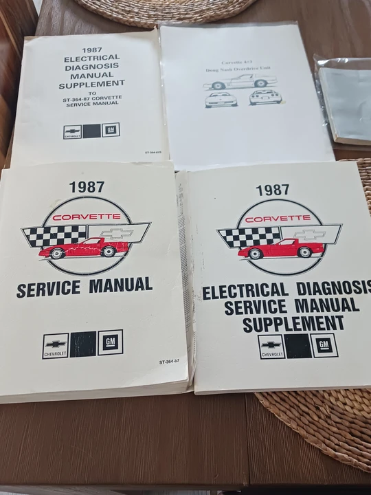 1987 Chevrolet Corvette C4 - Image 22 of 28