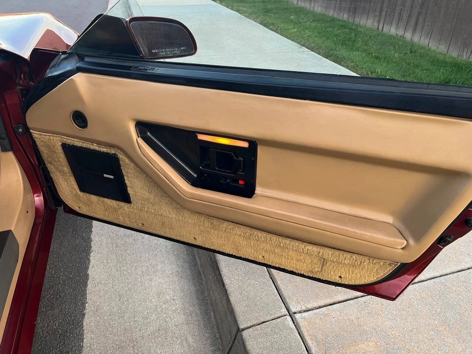 1987 Chevrolet Corvette C4 - Image 19 of 21
