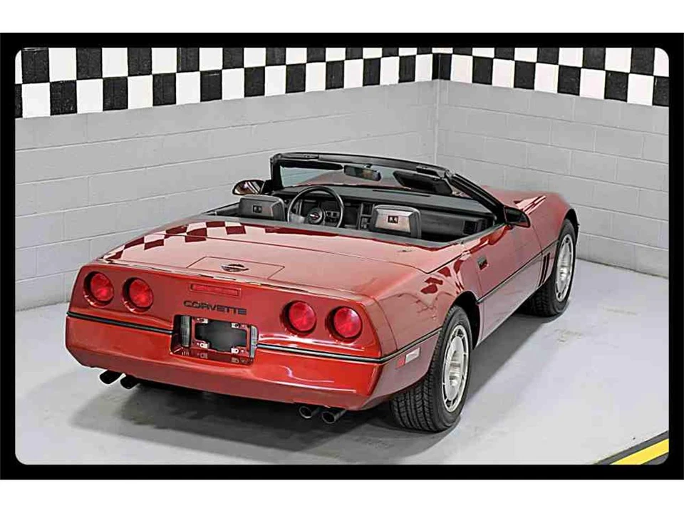 1987 Chevrolet Corvette C4 - Image 23 of 31