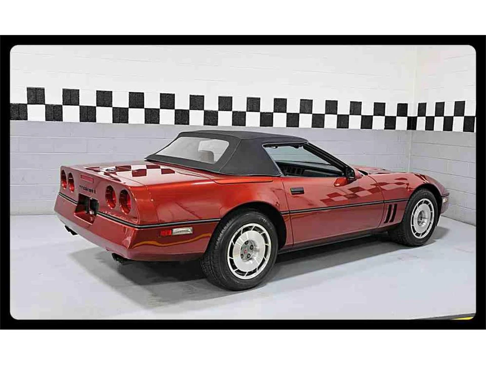 1987 Chevrolet Corvette C4 - Image 24 of 31