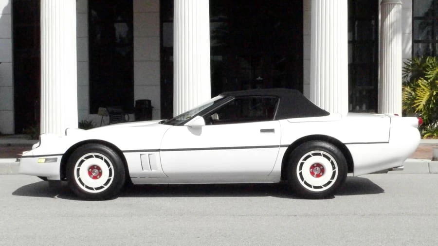 1987 Chevrolet Corvette C4 - Image 2 of 12