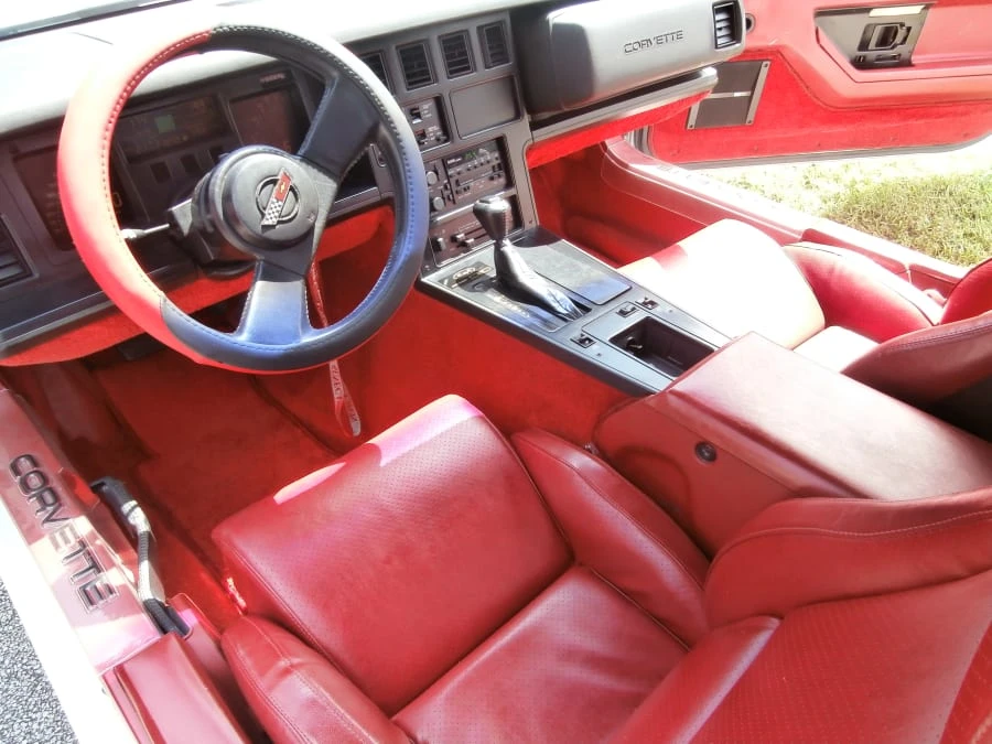 1987 Chevrolet Corvette C4 - Image 5 of 12