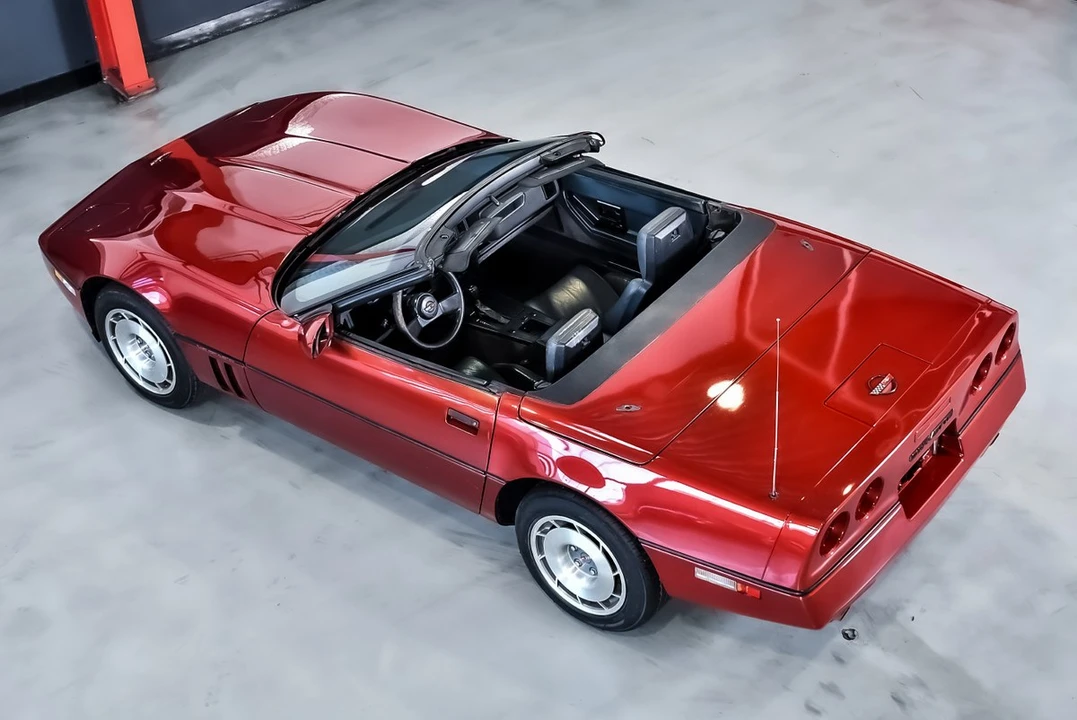 1987 Chevrolet Corvette C4 - Image 24 of 30