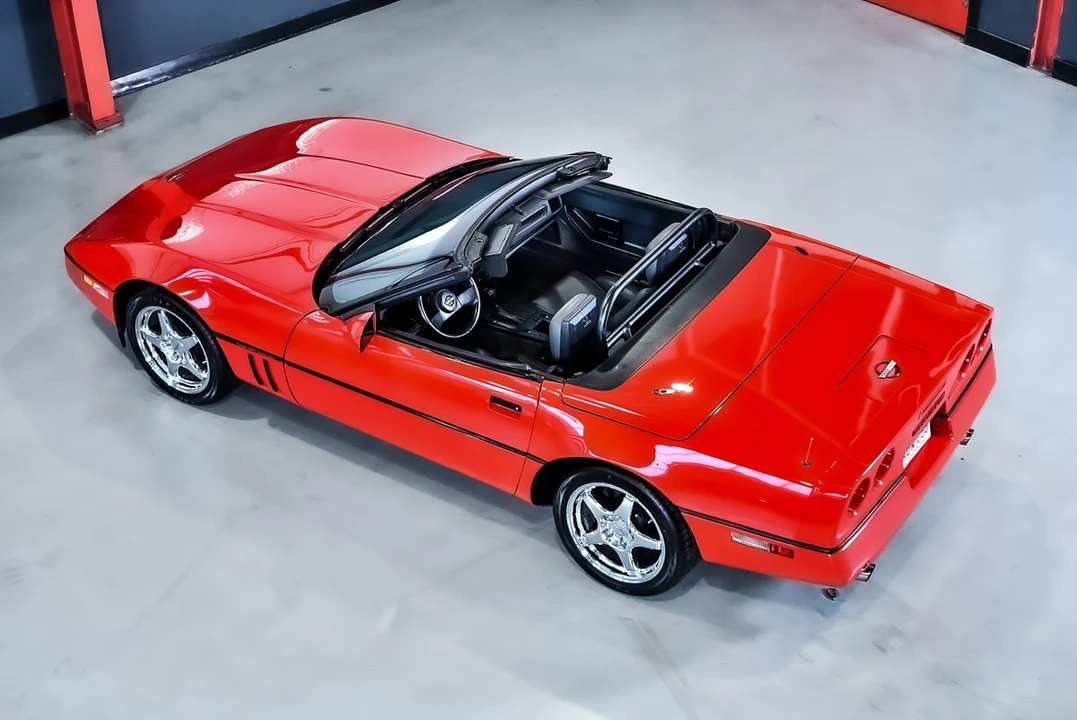 1987 Chevrolet Corvette C4 - Image 25 of 30