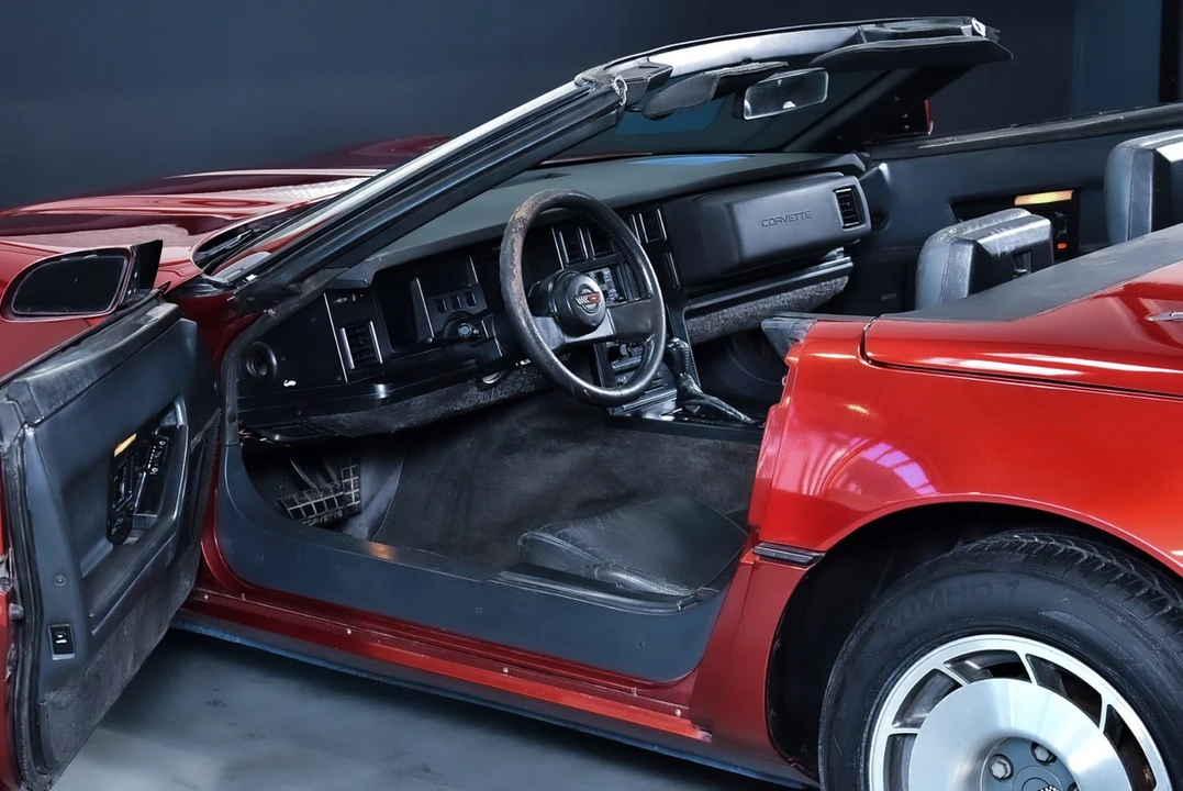 1987 Chevrolet Corvette C4 - Image 30 of 30