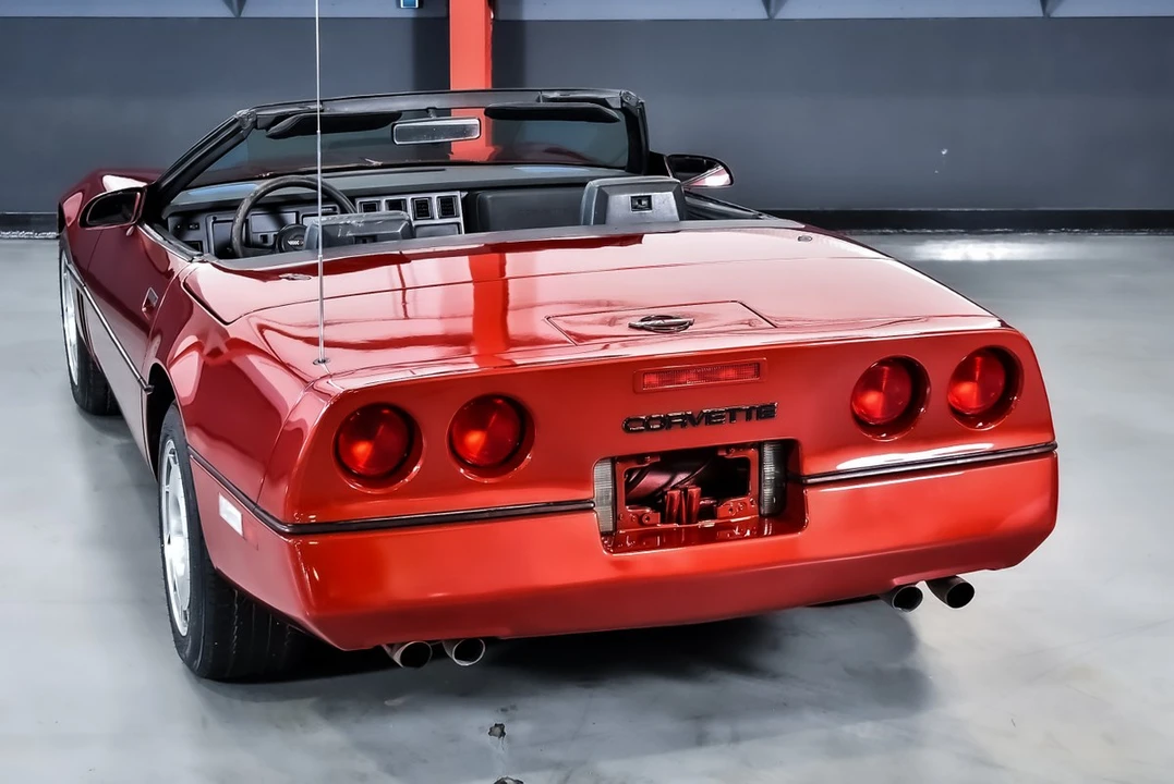 1987 Chevrolet Corvette C4 - Image 15 of 30