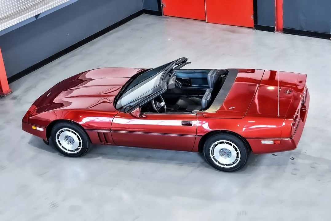 1987 Chevrolet Corvette C4 - Image 25 of 30