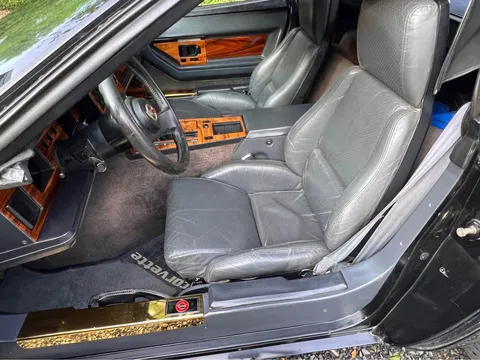 1987 Chevrolet Corvette C4 - Image 3 of 15