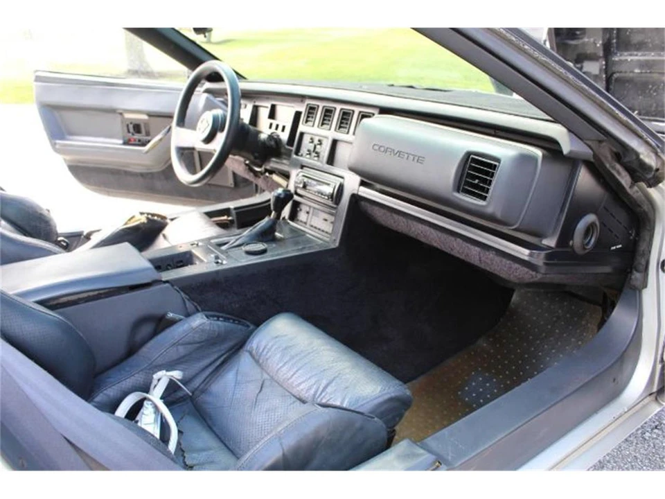 1987 Chevrolet Corvette C4 - Image 21 of 23