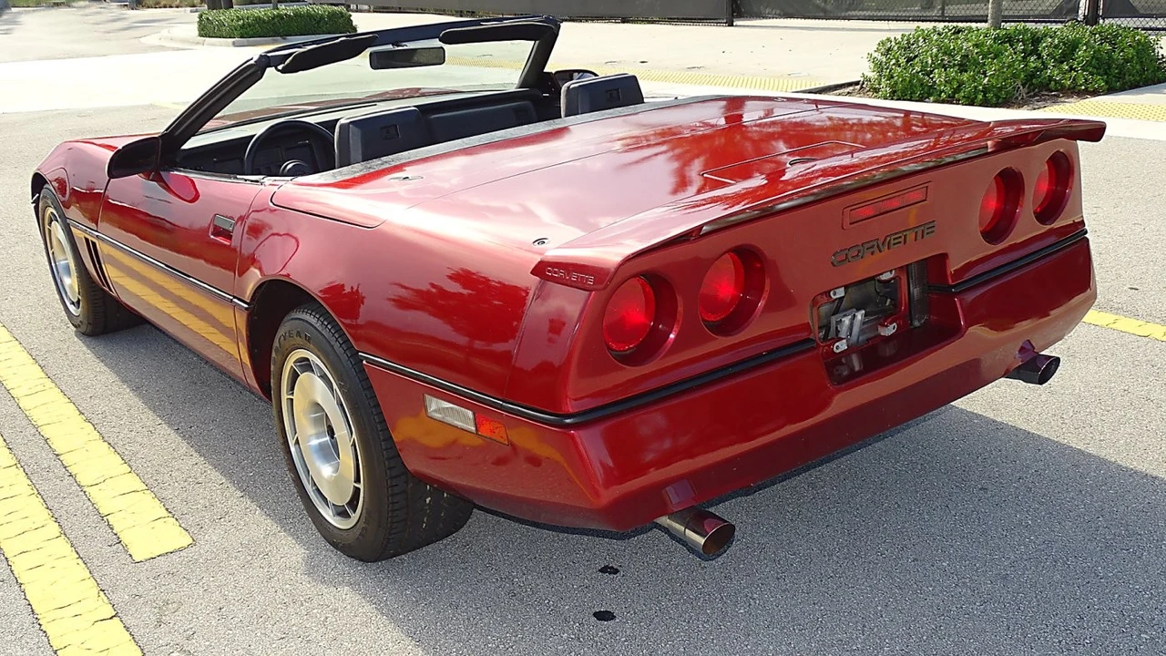 1987 Chevrolet Corvette C4 - Image 4 of 19