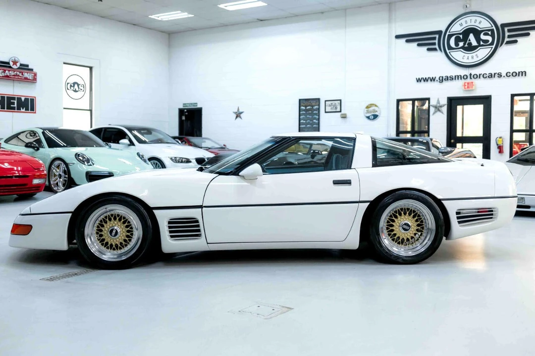 1987 Chevrolet Corvette Callaway - Image 15 of 21