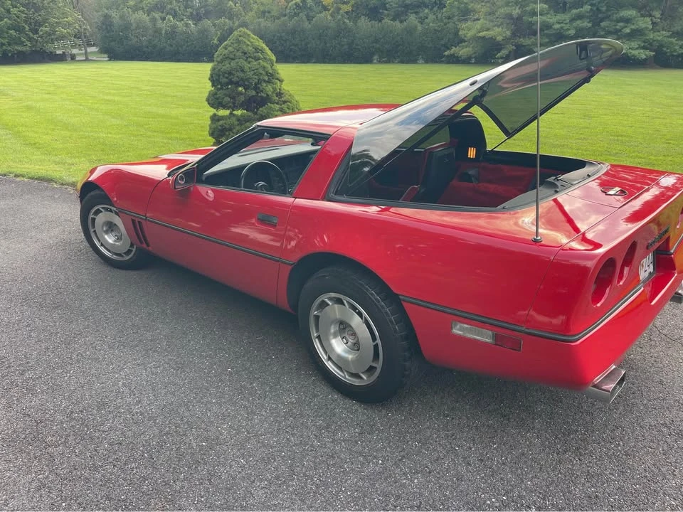 1987 Chevrolet Corvette C4 - Image 10 of 11