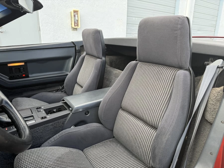 1987 Chevrolet Corvette C4 - Image 19 of 28