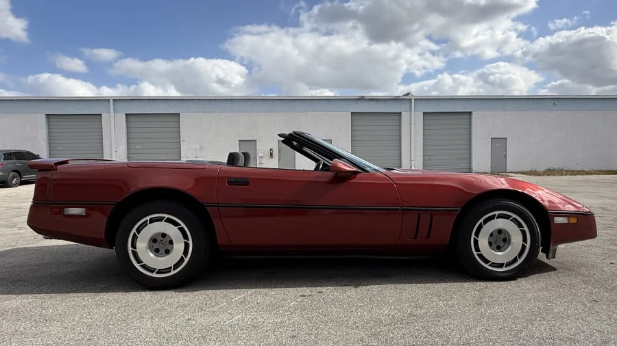1987 Chevrolet Corvette C4 - Image 4 of 28